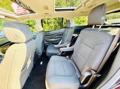 2018 GMC Acadia SLE-2