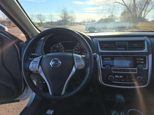 2017 Nissan Altima 2.5 SV