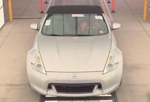 Brilliant Silver Metallic 2010 Nissan 370Z Touring