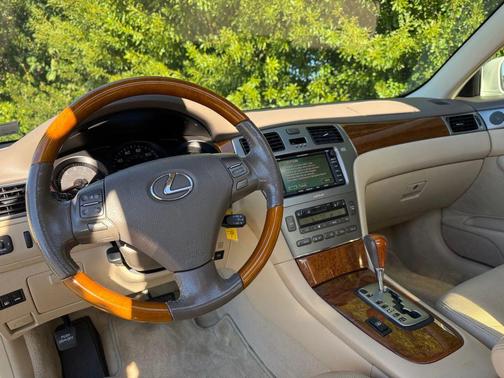 2005 Lexus ES 330 Base