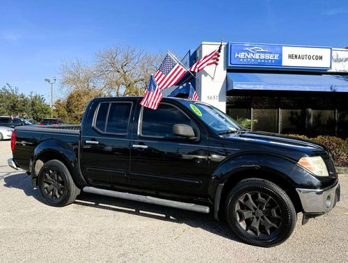Black 2014 Nissan Frontier SL
