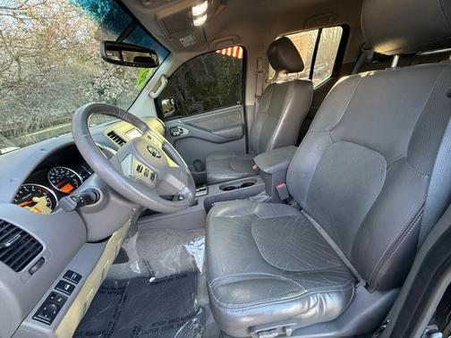 2014 Nissan Frontier SL