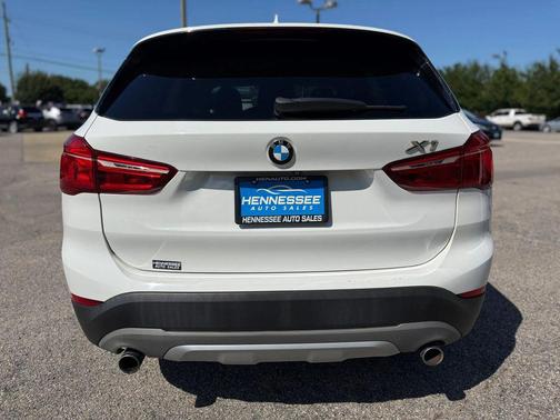 Alpine White 2018 BMW X1 sDrive28i