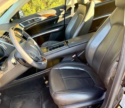 2013 Lincoln MKZ Base