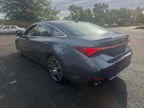 2019 Toyota Avalon XSE