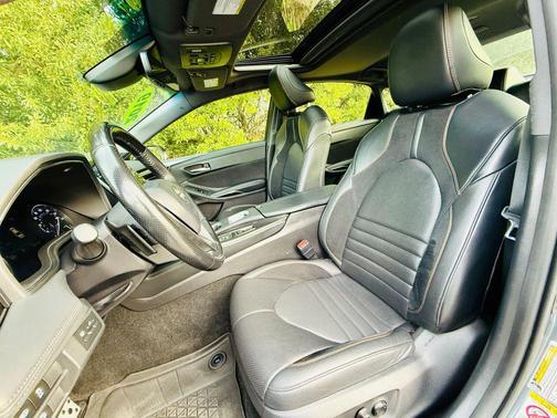 2019 Toyota Avalon XSE