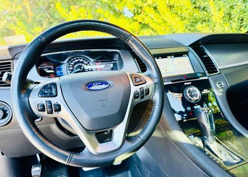 2017 Ford Taurus SHO