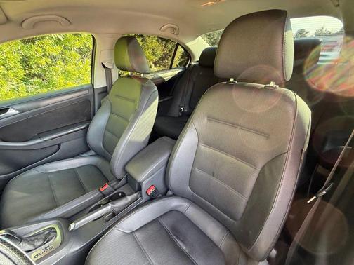 2011 Volkswagen Jetta SE