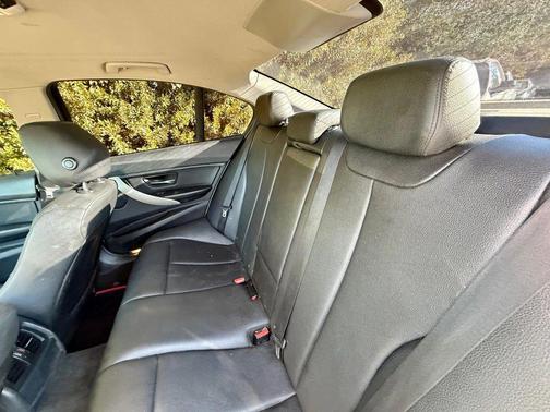 2015 BMW 320 i
