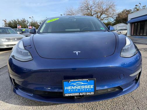 2022 Tesla Model 3 Standard Range