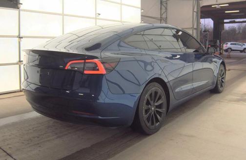 2022 Tesla Model 3 Standard Range