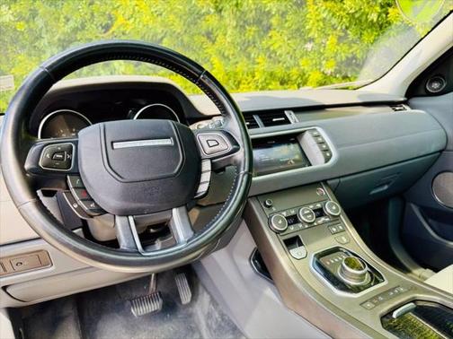 2019 Land Rover Range Rover Evoque SE