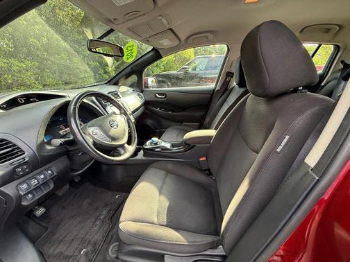 2013 Nissan Leaf SV