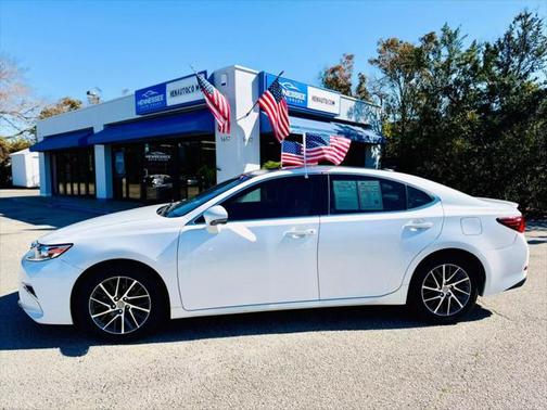2017 Lexus ES 350 Base
