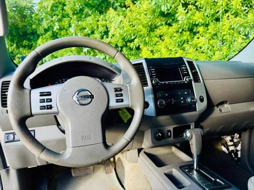 2016 Nissan Frontier SV