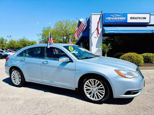 2013 Chrysler 200 Limited