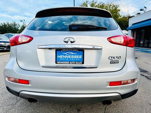 2017 INFINITI QX50 Base