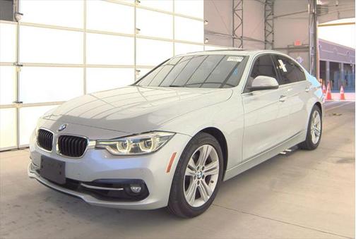 2018 BMW 330 xDrive