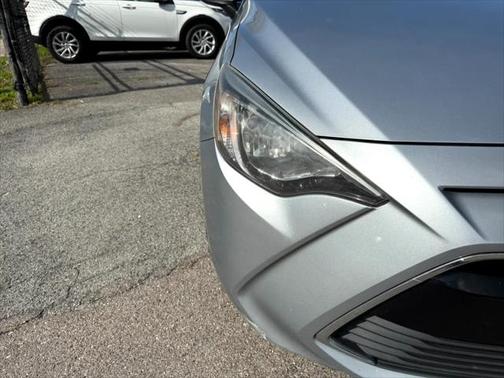 2017 Toyota Yaris iA Base