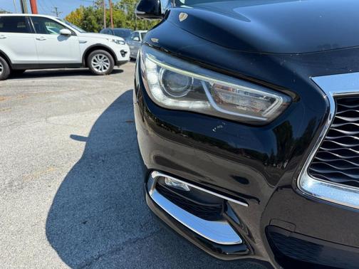 2018 INFINITI QX60 Base
