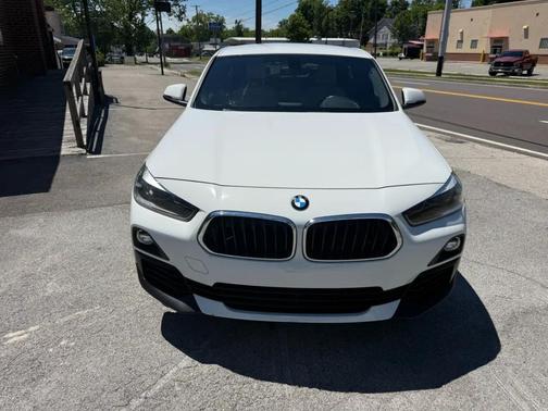 White 2018 BMW X2 xDrive28i