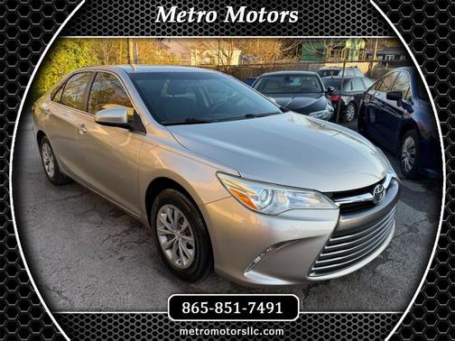 2016 Toyota Camry XLE