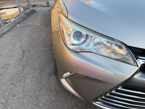 2016 Toyota Camry XLE