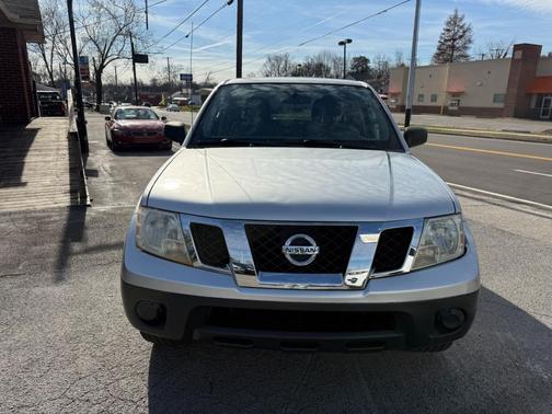 2012 Nissan Frontier S