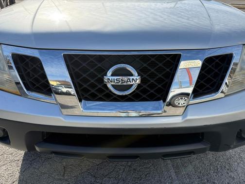 2012 Nissan Frontier S