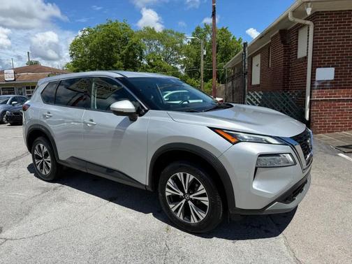Brilliant Silver Metallic 2021 Nissan Rogue SV