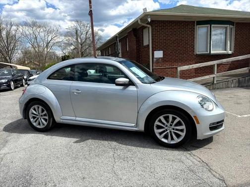 2014 Volkswagen Beetle DSG 2.0L TDI w/Sun/Sound/Nav
