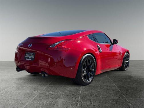 Magma Red 2016 Nissan 370Z Touring
