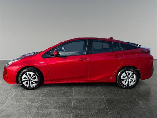 2016 Toyota Prius Four Touring