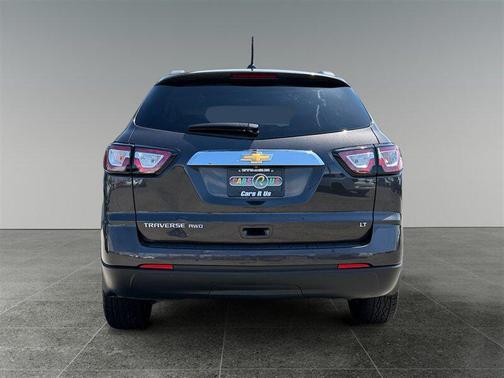 Tungsten Metallic 2017 Chevrolet Traverse 2LT
