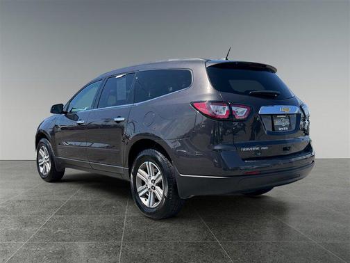 Tungsten Metallic 2017 Chevrolet Traverse 2LT