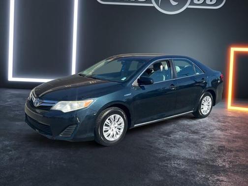 2014 Toyota Camry Hybrid LE