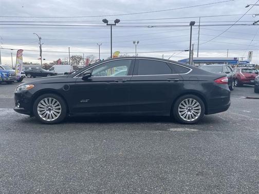 2014 Ford Fusion Energi Titanium