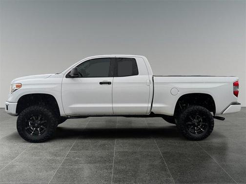 Super White 2016 Toyota Tundra SR5