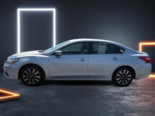 2017 Nissan Altima 2.5 SV