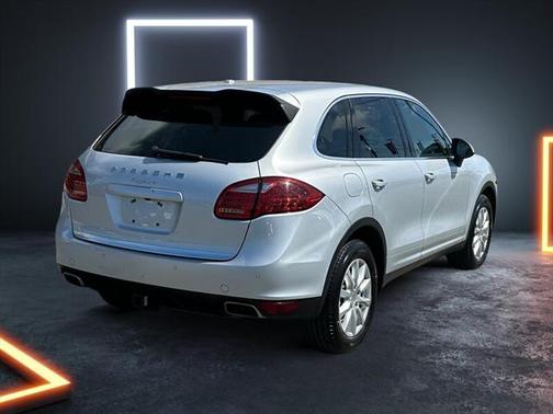 2014 Porsche Cayenne Base