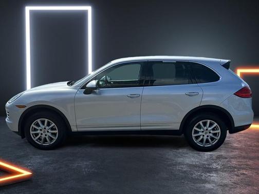 2014 Porsche Cayenne Base