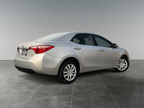 Classic Silver Metallic 2019 Toyota Corolla LE