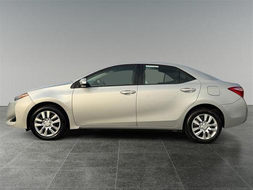 Classic Silver Metallic 2019 Toyota Corolla LE