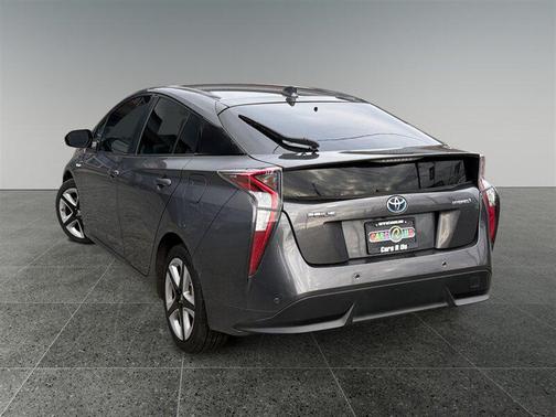 2016 Toyota Prius Four Touring