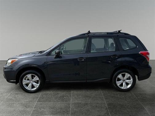 Dark Gray Metallic 2016 Subaru Forester 2.5i