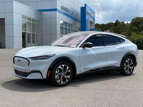 2022 Ford Mustang Mach-E Premium
