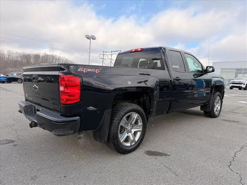 2017 Chevrolet Silverado 1500 Custom
