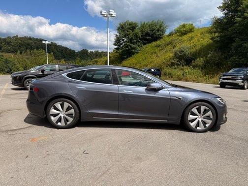 2021 Tesla Model S Long Range