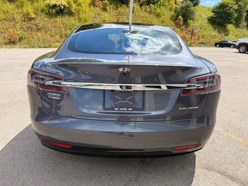 2021 Tesla Model S Long Range