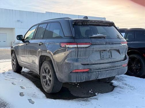 2024 Jeep Grand Cherokee Laredo